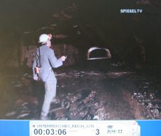 Tunnel
                          caretaker Heinz Rabe in the tunnel, seen from
                          the back