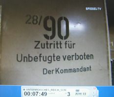 Neckarzimmern:
                          Bundeswehr in the tunnel 06, inscription
                          "Zutritt f�r Unbefugte verboten. Der
                          Kommandant" ("access prohibited for
                          not authorized. The Commander")