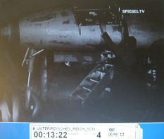 Walpersberg near Kahla 08: a jet
                            fighter ME262 is composed