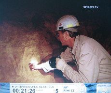 Doggerwerk near Hersbruck 11: a drill
                          hole with an explosive cartridge