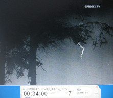 NS newsreel 1944 04, V2 rocket
                          liftoff 04