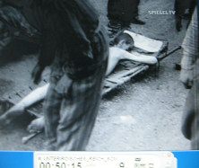 CC of Ebensee 10, an
                          emaciated detainee on a barrow