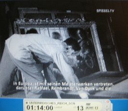 Salt mine of
                          Kaiseroda 07: film, robbed pictures (looted
                          art) 02