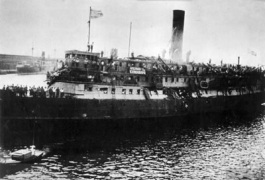 Ship SS Exodus at sea with Jewish
                          passengers