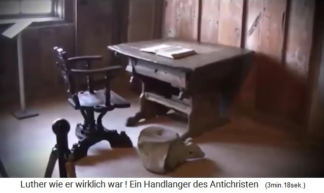 La sala de
              Lutero en el Castillo de Espera (Wartburg) con a vertebra
              de una ballena