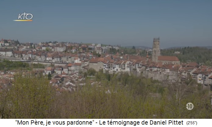 View
                on the town of Fribourg with the satanist cathedral in
                Fribourg (cr. Switzerland - CH)