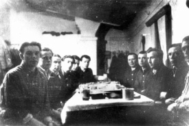 Gulaglager in Workuta, Litauische
                            H�ftlinge kurz vor der Heimreise im Jahre
                            1955