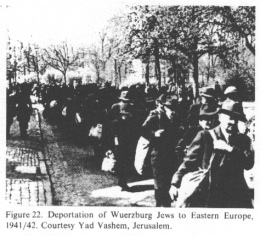 Encyclopaedia Judaica (1971): Germany, vol. 7,
                    col. 495. Deportation of Wuerzburg Jews to eastern
                    Europe, 1941 / 42. Courtesy Yad Vashem, Jerusalem