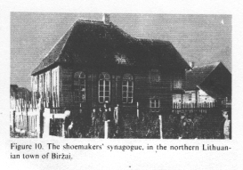 Encyclopaedia Judaica (1971): Lithuania,
                          vol. 11, col. 371-372, photo 03: The
                          shoemakers' synagogue, in the northern
                          Lithuanian town of Birzai (Bir�ai)