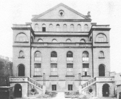 The Ashkenazi synagogue in Belgrade, restored
                    after World War II by the Yugoslav government and
                    the American Joint Distribution Committee. Courtesy
                    Federation of Jewish Communities in Yugoslavia,
                    Belgrade