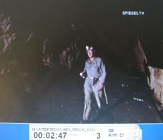 Oberammergau: Tunnelw�rter Heinz Rabe im
                  Tunnel