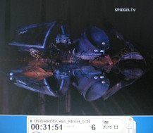 Kohnstein 42,
                          Tr�mmerteile spiegeln sich im Wasser 02