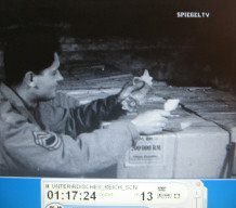 Salzbergwerk Kaiseroda 22, Film,
                          Ami-Soldat z�hlt Geldscheine