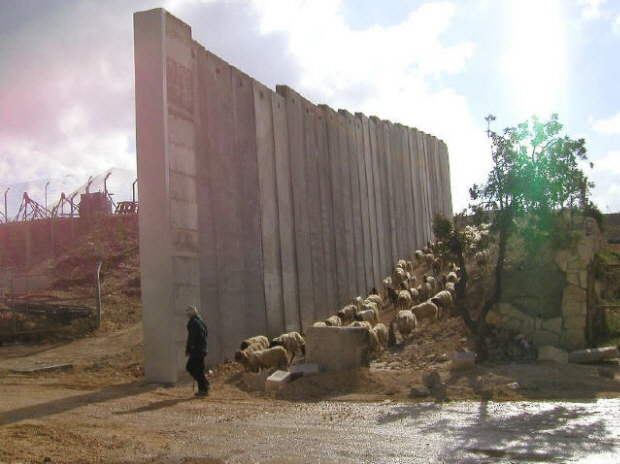 Mauer in Israel Pal�stina bei
                  Bethlehem, wall in Israel Palestine near Bethlehem