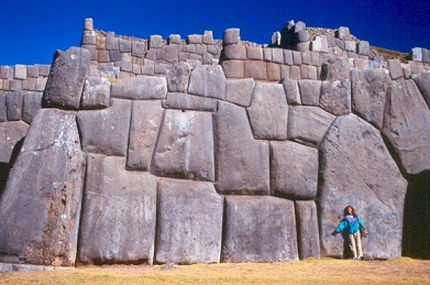 Fortress of Sacsayhuam�n
                          above Cusco, giant stones, cut and put by
                          extraterrestrials